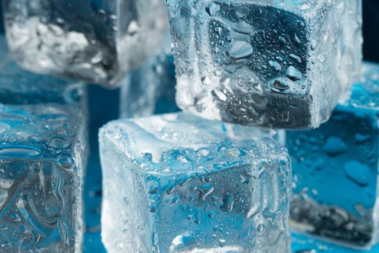 Cómo elegir los mejores abatidores y máquina para hacer hielo para tu negocio de hostelería